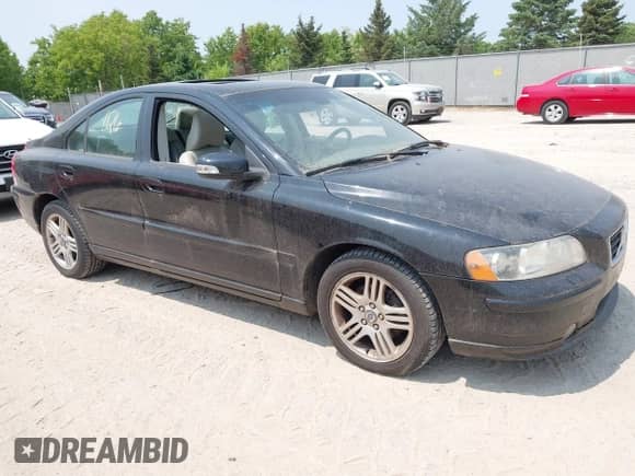 2009 Volvo S60 2.5T with VIN YV1RS592592734552, listed as a IAAI auction lot 42361226 with 178,636 mi miles and . Bid and sale history available at DreamBid. Image 1.