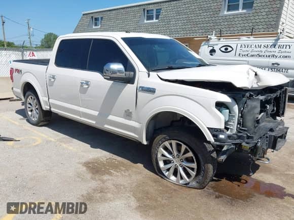 2016 Ford F-150 XLT z VIN 1FTEW1EG0GFA09854, wystawiony jako IAAI lot #42544027 z przebiegiem 121 167 mil mil oraz . Historia ofert i sprzedaży dostępna na DreamBid. Obrazek 1.