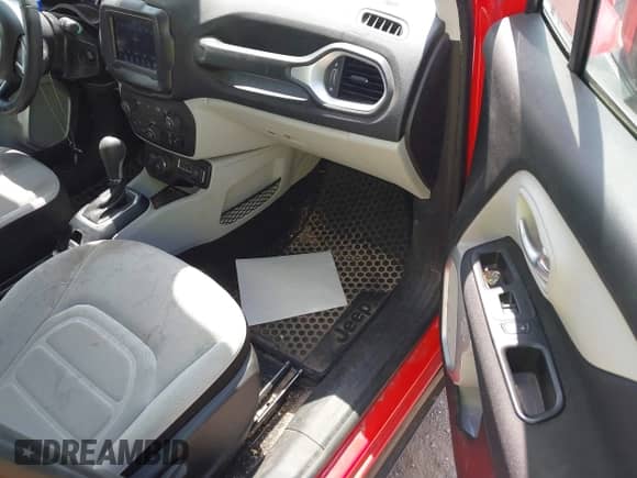 2018 Jeep Renegade Latitude с VIN ZACCJBBB5JPH73353, выставлен на аукционе IAAI как лот 42812392 с пробегом 135 998 миль миль и . История ставок и продаж доступна на DreamBid. Изображение 5.
