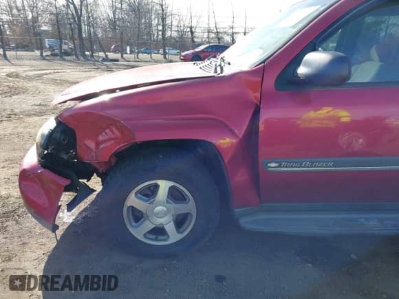 2002 Chevrolet TrailBlazer LS с VIN 1GNDT13S422138585, выставлен на аукционе IAAI как лот 41498102 с пробегом Не указан миль и . История ставок и продаж доступна на DreamBid. Изображение 6.