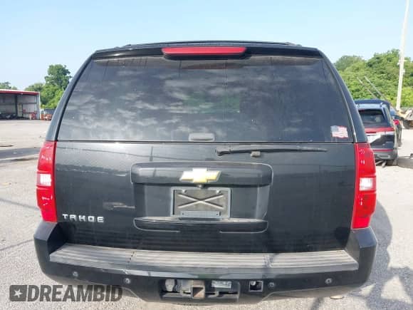 2014 Chevrolet Tahoe LT with VIN 1GNSCBE07ER120098, listed as a IAAI auction lot 42623461 with 166,170 mi miles and . Bid and sale history available at DreamBid. Image 16.