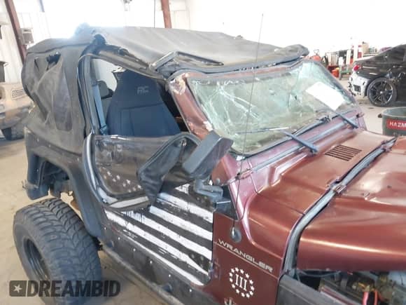 2001 Jeep Wrangler SE with VIN 1J4FA29P01P372136, listed as a IAAI auction lot 42013962 with 163,732 mi miles and . Bid and sale history available at DreamBid. Image 15.