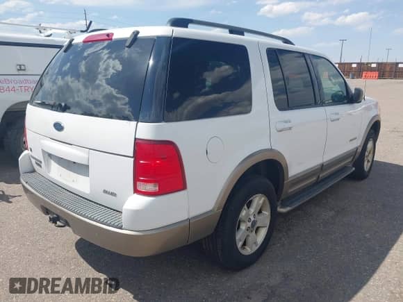 2004 Ford Explorer with VIN 1FMZU84K84ZB05856, listed as a IAAI auction lot 42557804 with 145,464 mi miles and . Bid and sale history available at DreamBid. Image 4.