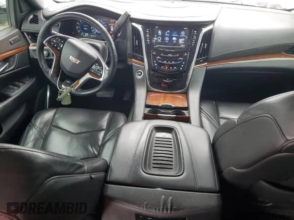 2018 Cadillac Escalade ESV Luxury с VIN 1GYS3HKJ2JR106610, выставлен на аукционе Copart как лот 55857415 с пробегом 165 112 миль миль и Чистый • Clean title. История ставок и продаж доступна на DreamBid. Изображение 8.