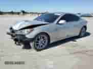 2013 Hyundai Genesis Coupe Grand Touring с VIN KMHHU6KJ1DU103423, выставлен на аукционе Copart как лот 82465725 с пробегом 133 998 миль миль и Списание • Salvage title. История ставок и продаж доступна на DreamBid. Изображение 1.