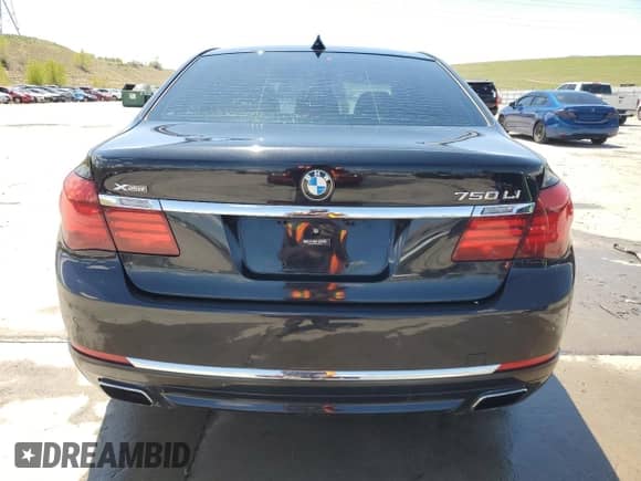 2013 BMW 7 Series 750Li xDrive с VIN WBAYF8C58DDE59279, выставлен на аукционе Copart как лот 55691615 с пробегом 137 016 миль миль и Списание • Salvage title. История ставок и продаж доступна на DreamBid. Изображение 6.