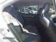 2019 Toyota Camry SE z VIN 4T1B11HK3KU197447, wystawiony jako IAAI lot #43301032 z przebiegiem 94 276 mil mil oraz . Historia ofert i sprzedaży dostępna na DreamBid. Obrazek 8.