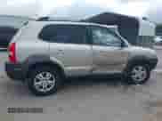 2006 Hyundai Tucson GLS with VIN KM8JN72D86U257564, listed as a IAAI auction lot 43199464 with 99,221 mi miles and . Bid and sale history available at DreamBid. Image 13.