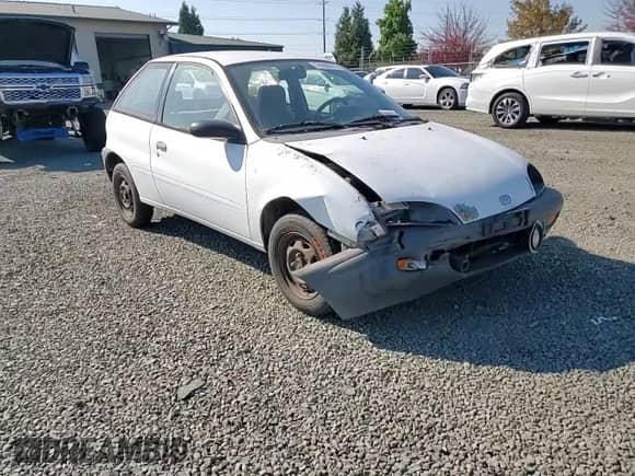 1997 Chevrolet Metro с VIN 2C1MR226XV6753048, выставлен на аукционе Copart как лот 74398314 с пробегом 178 088 миль миль и Списание • Salvage title. История ставок и продаж доступна на DreamBid. Изображение 10.