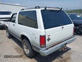 1994 Chevrolet Blazer LS с VIN 1GNCS18W3R0110485, выставлен на аукционе IAAI как лот 42822345 с пробегом 347 901 миль миль и . История ставок и продаж доступна на DreamBid. Изображение 3.