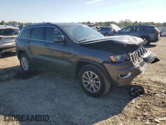 2021 Jeep Grand Cherokee Laredo X z VIN 1C4RJEAG3MC798558, wystawiony jako Copart lot #71462705 z przebiegiem 62 136 mil mil oraz Szkoda całkowita • Salvage title. Historia ofert i sprzedaży dostępna na DreamBid. Obrazek 4.