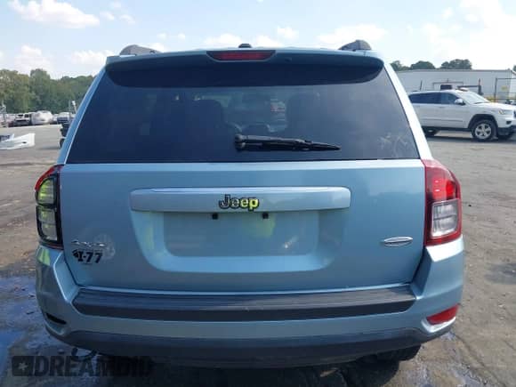 2014 Jeep Compass Latitude с VIN 1C4NJDEB3ED537241, выставлен на аукционе IAAI как лот 43292757 с пробегом 63 406 миль миль и . История ставок и продаж доступна на DreamBid. Изображение 16.