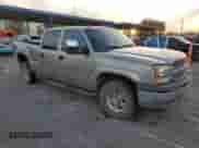 2003 Chevrolet Silverado 1500HD LS с VIN 1GCGC13U13F246311, выставлен на аукционе Copart как лот 82929444 с пробегом 334 149 миль миль и Списание • Salvage title. История ставок и продаж доступна на DreamBid. Изображение 4.