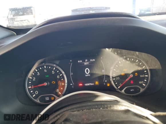 2018 Jeep Renegade Altitude with VIN ZACCJABB2JPH87043, listed as a Copart auction lot 68686585 with 163,879 mi miles and Salvage title. Bid and sale history available at DreamBid. Image 9.