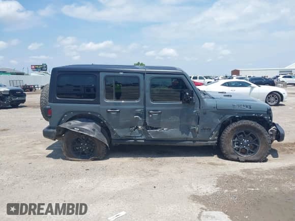 2024 Jeep Wrangler Willys with VIN 1C4PJXDG0RW238162, listed as a IAAI auction lot 42489426 with 24,404 mi miles and . Bid and sale history available at DreamBid. Image 13.