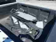 2018 Chevrolet Colorado 2WD Work Truck с VIN 1GCHSBEA0J1192350, выставлен на аукционе IAAI как лот 43158237 с пробегом 105 223 миль миль и . История ставок и продаж доступна на DreamBid. Изображение 12.