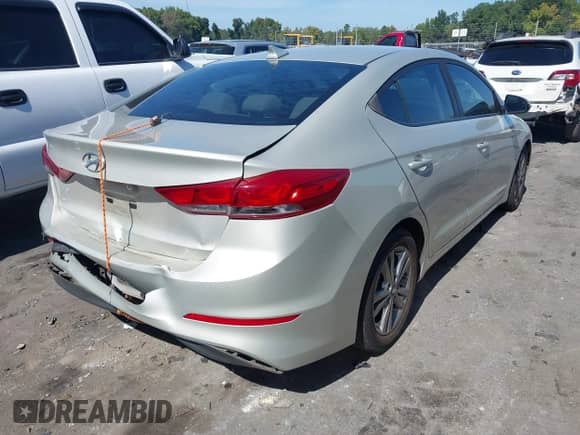 2018 Hyundai Elantra SEL с VIN 5NPD84LF5JH365022, выставлен на аукционе IAAI как лот 43363261 с пробегом 165 125 миль миль и . История ставок и продаж доступна на DreamBid. Изображение 4.