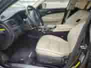 2016 Hyundai Equus Ultimate z VIN KMHGH4JH8GU101191, wystawiony jako Copart lot #87392594 z przebiegiem 136 257 mil mil oraz Szkoda całkowita • Salvage title. Historia ofert i sprzedaży dostępna na DreamBid. Obrazek 7.