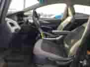 2017 Chevrolet Bolt EV LT z VIN 1G1FW6S0XH4190721, wystawiony jako Copart lot #75308843 z przebiegiem 95 682 mil mil oraz . Historia ofert i sprzedaży dostępna na DreamBid. Obrazek 7.