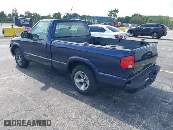 2003 Chevrolet S-10 Fleet с VIN 1GCCS14H638112255, выставлен на аукционе IAAI как лот 43059532 с пробегом 215 844 миль миль и . История ставок и продаж доступна на DreamBid. Изображение 3.