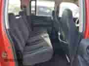 2001 Dodge Dakota Sport z VIN 1B7GL2AN21S108475, wystawiony jako Copart lot #52547305 z przebiegiem 218 025 mil mil oraz Szkoda całkowita • Salvage title. Historia ofert i sprzedaży dostępna na DreamBid. Obrazek 10.