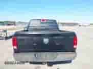 2018 Ram 1500 Express z VIN 1C6RR7FTXJS286833, wystawiony jako IAAI lot #41902890 z przebiegiem 29 560 mil mil oraz . Historia ofert i sprzedaży dostępna na DreamBid. Obrazek 17.