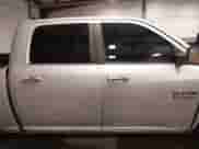 2017 Ram 1500 Big Horn z VIN 1C6RR6LT2HS547932, wystawiony jako IAAI lot #41293077 z przebiegiem 111 714 mil mil oraz . Historia ofert i sprzedaży dostępna na DreamBid. Obrazek 14.