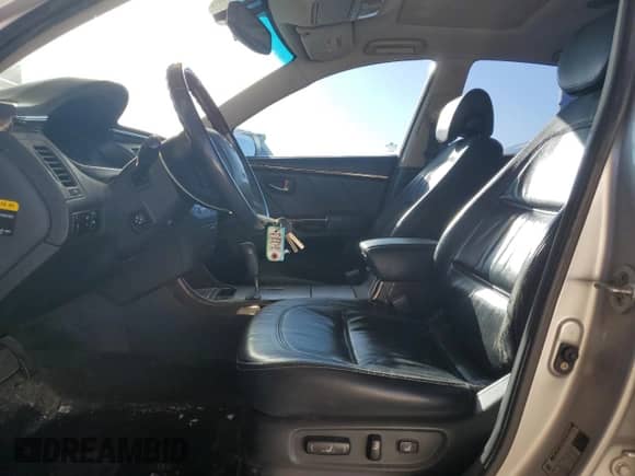 2009 Hyundai Azera Limited with VIN KMHFC46F69A369968, listed as a Copart auction lot 64187465 with 138,889 mi miles and Salvage title. Bid and sale history available at DreamBid. Image 7.