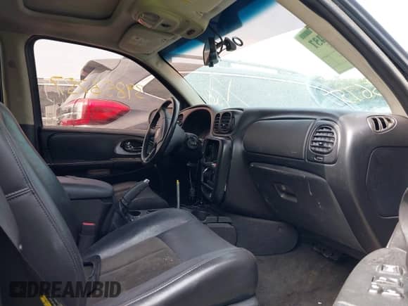 2006 Chevrolet TrailBlazer LT with VIN 1GNES13H262342982, listed as a IAAI auction lot 39856757 with 183,651 mi miles and . Bid and sale history available at DreamBid. Image 5.