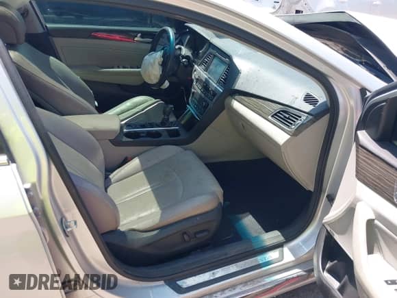 2015 Hyundai Sonata Limited с VIN 5NPE34AF1FH042261, выставлен на аукционе IAAI как лот 42518974 с пробегом 105 051 миль миль и . История ставок и продаж доступна на DreamBid. Изображение 5.