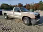 2003 Chevrolet Silverado 1500 Work Truck z VIN 1GCEC14V73Z201676, wystawiony jako Copart lot #78427284 z przebiegiem 240 069 mil mil oraz Szkoda całkowita • Salvage title. Historia ofert i sprzedaży dostępna na DreamBid. Obrazek 4.