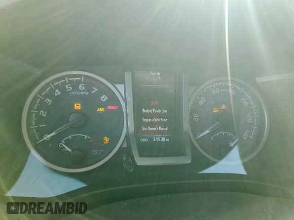 2022 Toyota Tacoma SR5 с VIN 3TMAZ5CN2NM161341, выставлен на аукционе Copart как лот 86652005 с пробегом 31 538 миль миль и Списание • Salvage title. История ставок и продаж доступна на DreamBid. Изображение 9.