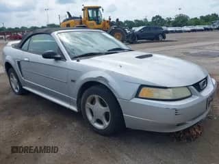 2000 Ford Mustang GT с VIN 1FAFP45X8YF282373, выставлен на аукционе IAAI как лот 42700079 с пробегом Не указан миль и . История ставок и продаж доступна на DreamBid. Изображение 1.