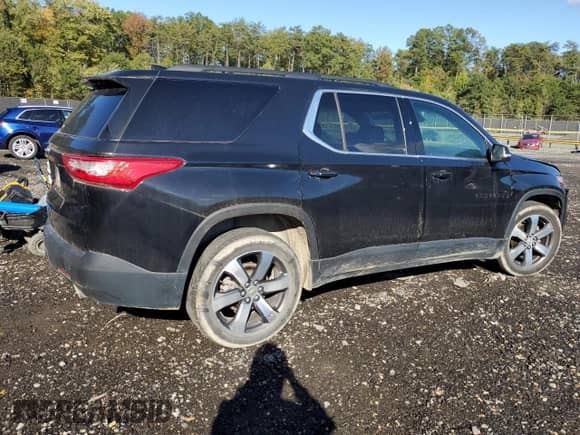 2021 Chevrolet Traverse LT with VIN 1GNEVHKW5MJ202945, listed as a Copart auction lot 85732685 with 104,680 mi miles and Clean title. Bid and sale history available at DreamBid. Image 3.