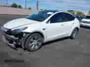 2021 Tesla Model Y Long Range с VIN 5YJYGDEE3MF219908, выставлен на аукционе IAAI как лот 43170922 с пробегом Не указан миль и . История ставок и продаж доступна на DreamBid. Изображение 19.