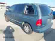 2000 Dodge Caravan with VIN 2B4FP25B2YR687993, listed as a IAAI auction lot 43402308 with 151,168 mi miles and . Bid and sale history available at DreamBid. Image 3.