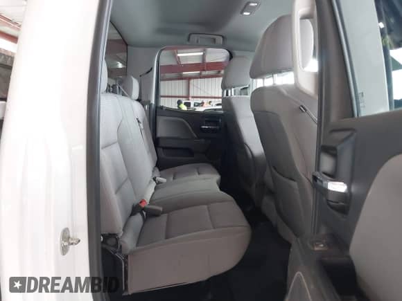 2014 Chevrolet Silverado 1500 Work Truck z VIN 1GCVKPEH7EZ313525, wystawiony jako IAAI lot #41825247 z przebiegiem 227 392 mil mil oraz . Historia ofert i sprzedaży dostępna na DreamBid. Obrazek 8.