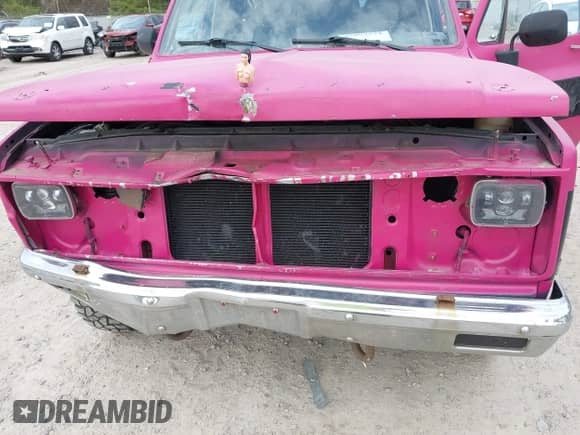 1981 Chevrolet Suburban с VIN 1G8EK16L5BF127764, выставлен на аукционе IAAI как лот 42062572 с пробегом 83 014 миль миль и . История ставок и продаж доступна на DreamBid. Изображение 6.