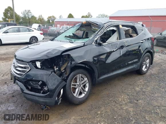 2017 Hyundai Santa Fe 2.4L with VIN 5NMZUDLB7HH008981, listed as a IAAI auction lot 43303448 with 72,647 mi miles and . Bid and sale history available at DreamBid. Image 2.