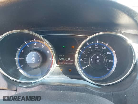 2012 Hyundai Sonata Limited с VIN 5NPEC4AB2CH453404, выставлен на аукционе IAAI как лот 43493604 с пробегом 119 183 миль миль и . История ставок и продаж доступна на DreamBid. Изображение 7.