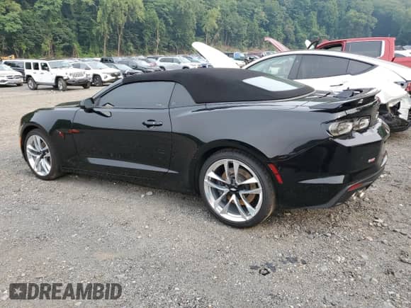 2024 Chevrolet Camaro 2SS z VIN 1G1FH3D79R0119618, wystawiony jako Copart lot #67778825 z przebiegiem 13 368 mil mil oraz Szkoda całkowita • Salvage title. Historia ofert i sprzedaży dostępna na DreamBid. Obrazek 2.