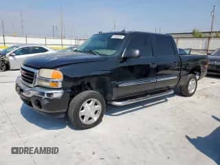 2005 GMC Sierra 1500 SLE z VIN 2GTEK13T951275857, wystawiony jako Copart lot #81000335 z przebiegiem 123 595 mil mil oraz Szkoda całkowita • Salvage title. Historia ofert i sprzedaży dostępna na DreamBid. Obrazek 1.