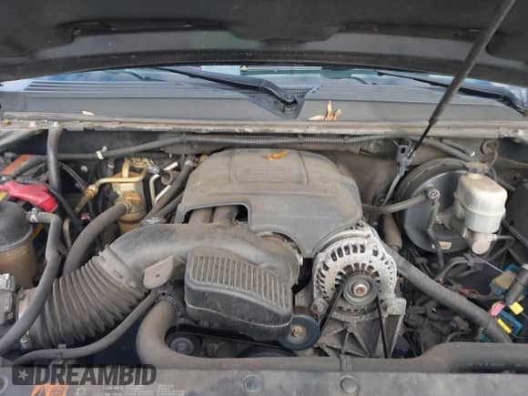 2011 Cadillac Escalade ESV Premium z VIN 1GYS4JEF5BR377335, wystawiony jako IAAI lot #41820043 z przebiegiem 181 619 mil mil oraz . Historia ofert i sprzedaży dostępna na DreamBid. Obrazek 10.