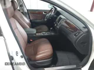 2013 Hyundai Equus Signature с VIN KMHGH4JH5DU071806, выставлен на аукционе IAAI как лот 41842731 с пробегом 56 053 миль миль и . История ставок и продаж доступна на DreamBid. Изображение 5.