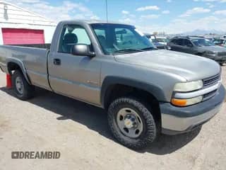 2001 Chevrolet Silverado 2500 with VIN 1GCGC24U71Z106702, listed as a IAAI auction lot 42088956 with 251,696 mi miles and . Bid and sale history available at DreamBid. Image 1.