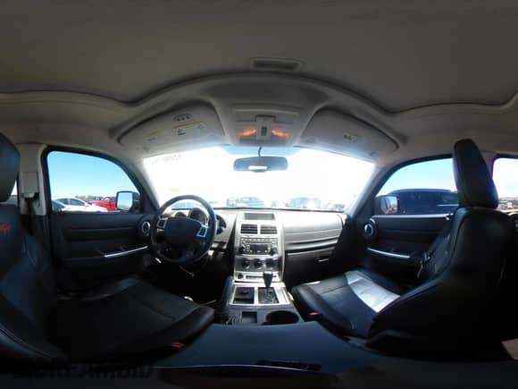 2007 Dodge Nitro R/T with VIN 1D8GU58687W607782, listed as a IAAI auction lot 42686794 with 132,882 mi miles and . Bid and sale history available at DreamBid. Image 19.