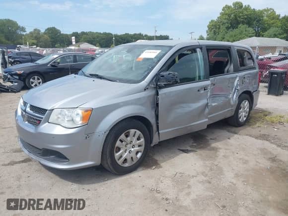 2019 Dodge Grand Caravan SE with VIN 2C4RDGBG9KR798697, listed as a IAAI auction lot 43185966 with 55,315 mi miles and . Bid and sale history available at DreamBid. Image 17.