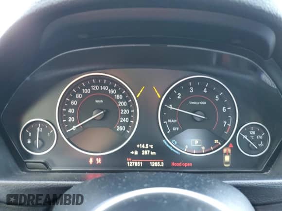 2017 BMW 3 Series 330i xDrive with VIN WBA8D9G57HNT91513, listed as a Copart auction lot 81619375 with 127,851 mi miles and Clean title. Bid and sale history available at DreamBid. Image 9.