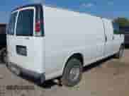 2019 Chevrolet Express Cargo z VIN 1GCWGBFPXK1171213, wystawiony jako IAAI lot #43226743 z przebiegiem 112 927 mil mil oraz . Historia ofert i sprzedaży dostępna na DreamBid. Obrazek 4.