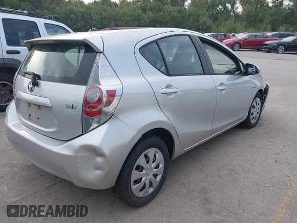 2014 Toyota Prius One with VIN JTDKDTB36E1568261, listed as a IAAI auction lot 43229855 with 78,006 mi miles and . Bid and sale history available at DreamBid. Image 4.